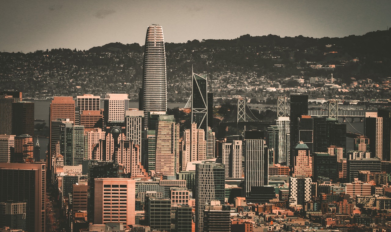 场普通的比 场普通的比